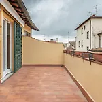 Piazza Della Signoria Bright Apartment With Terrace!